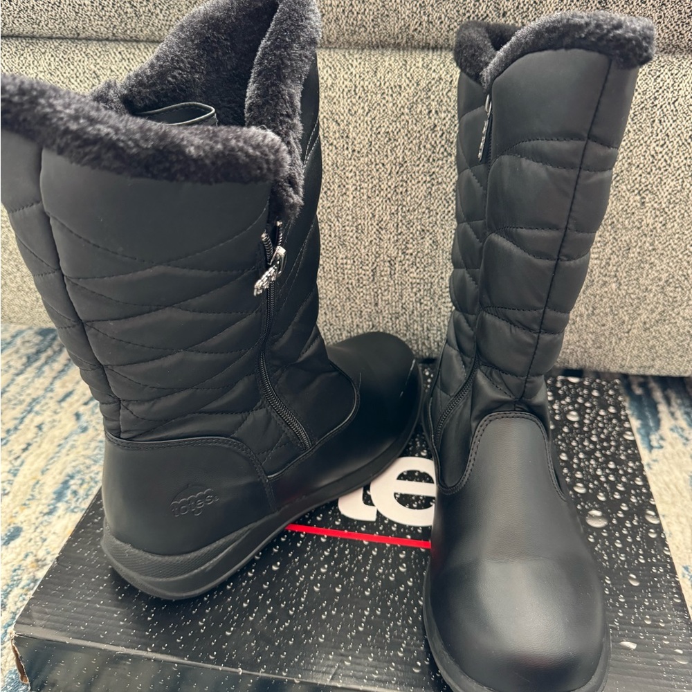 Totes Waterproof Double Zipper Lined Boots, GUC, 10W